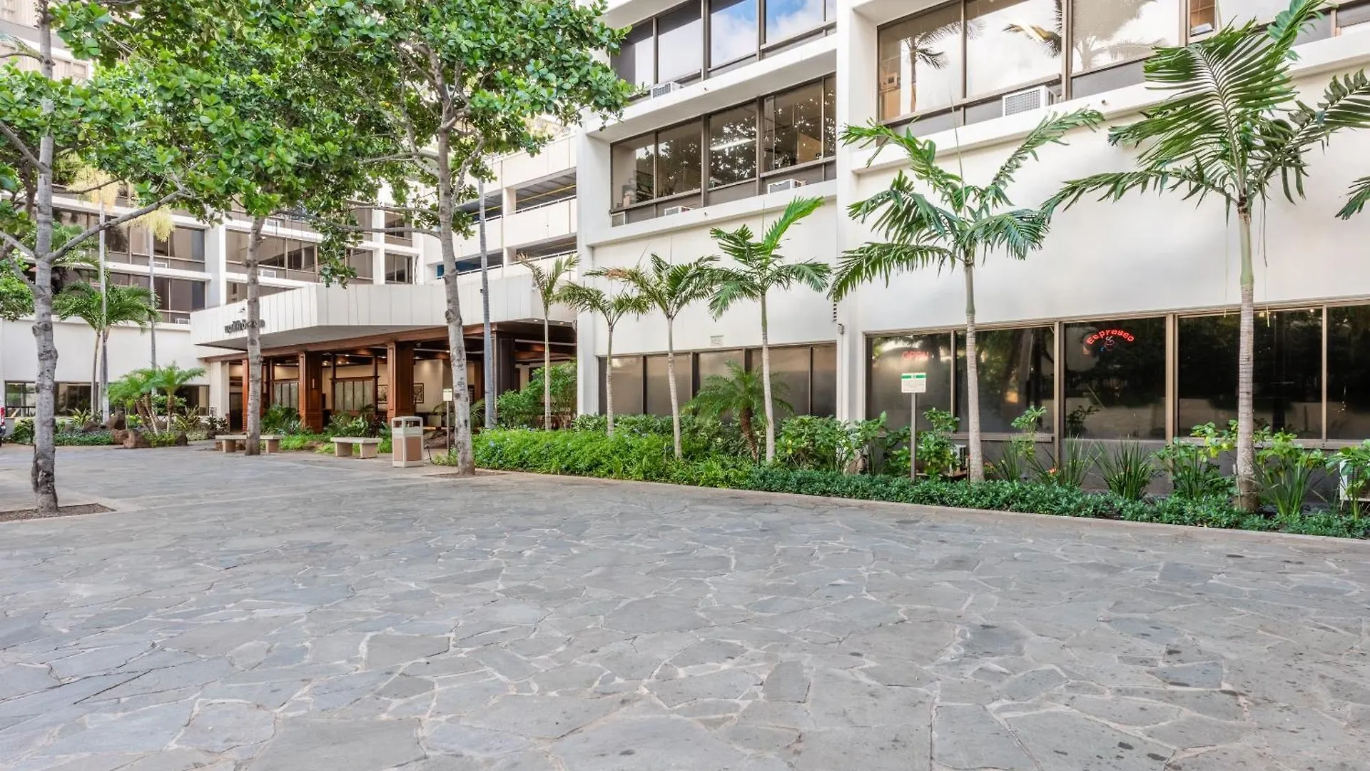 Breezy Ocean View Waikiki Condo With Free Parking! Honolulu 0*,  Stany Zjednoczone Ameryki